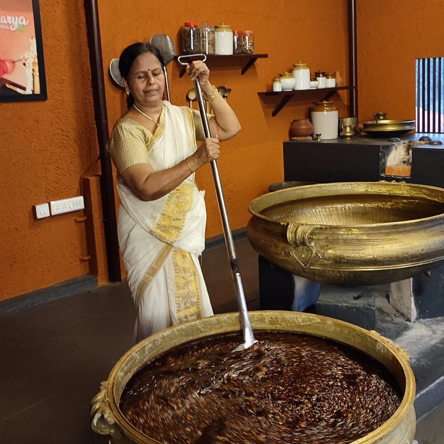 Preparation of Kanaka Prabha Pain Oil